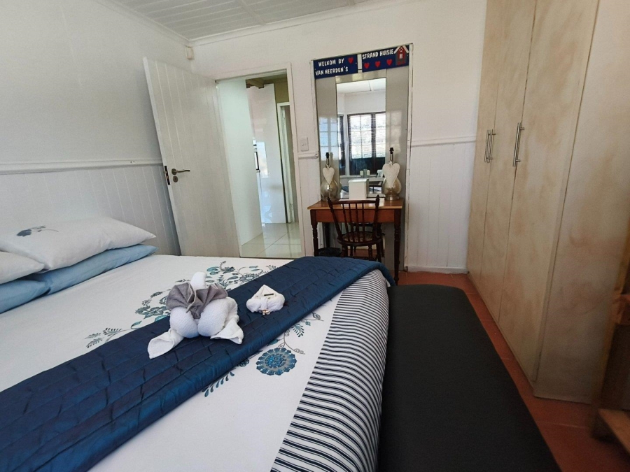 3 Bedroom Property for Sale in Wavecrest Eastern Cape